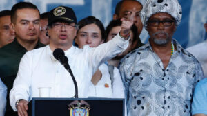 Após denúncias de Petro, EUA convocam embaixador na Colômbia para consultas em Washington