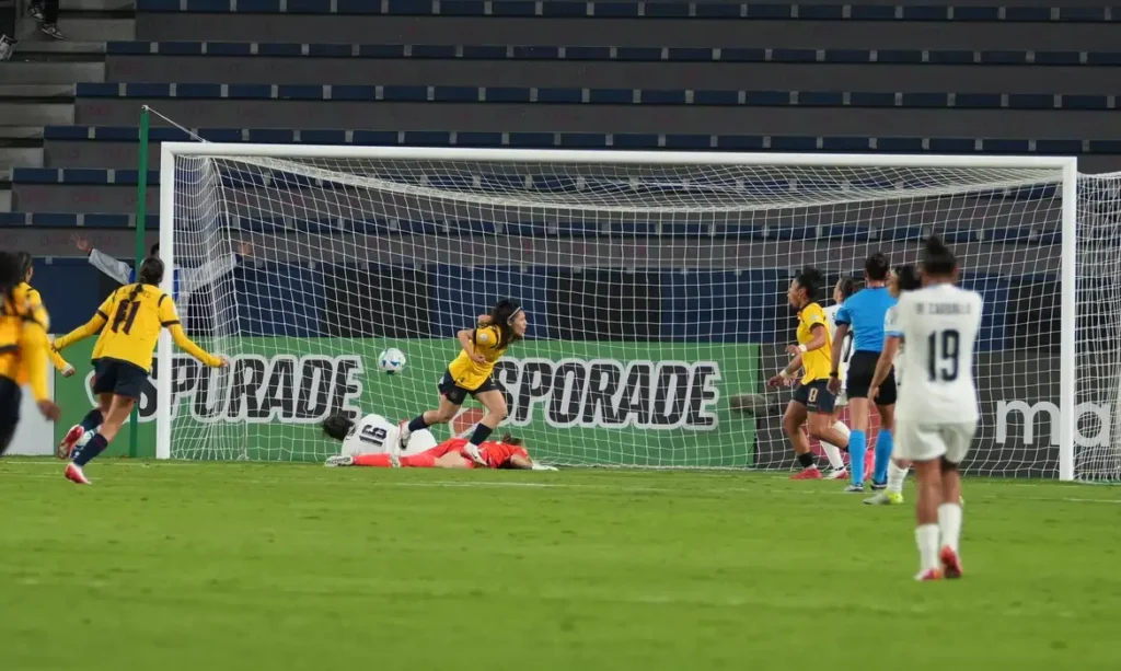 Equador arranca empate com Uruguai na abertura da Copa América