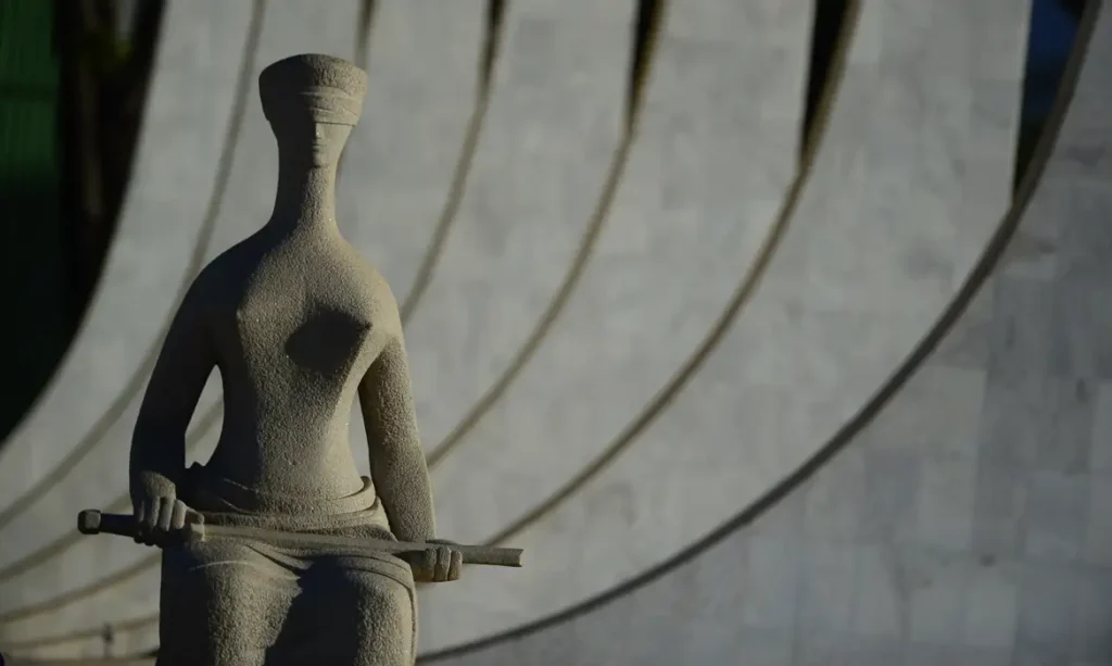 Congresso defende no STF votação que suspendeu decreto do IOF